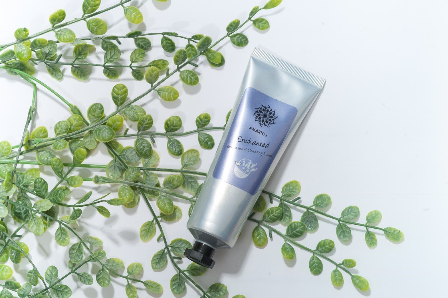 ENCHANTED - GENTLE FACIAL CLEANSING LOTION